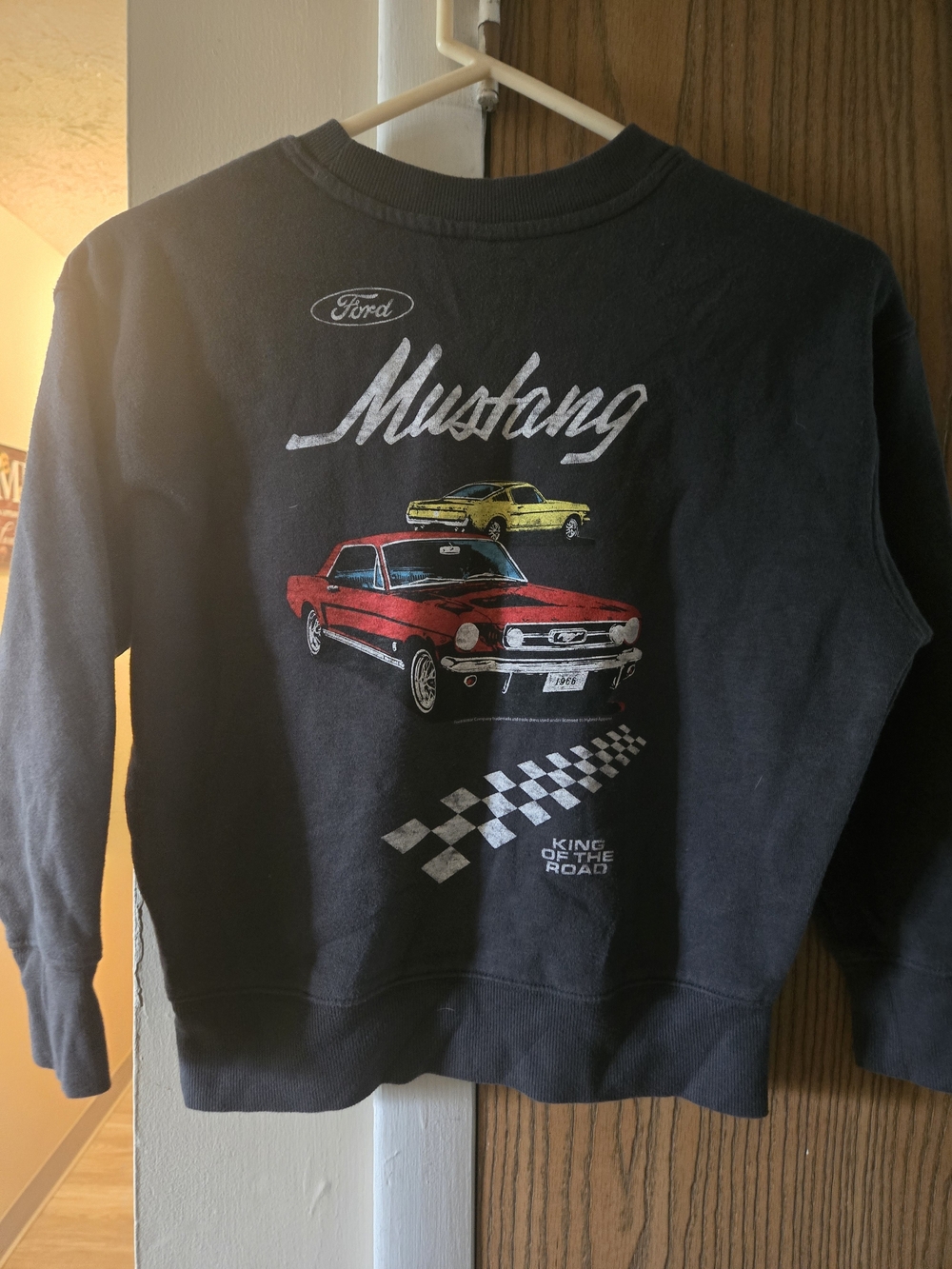 Old Navy Black Mustang Graphic Crewneck Sweatshirt